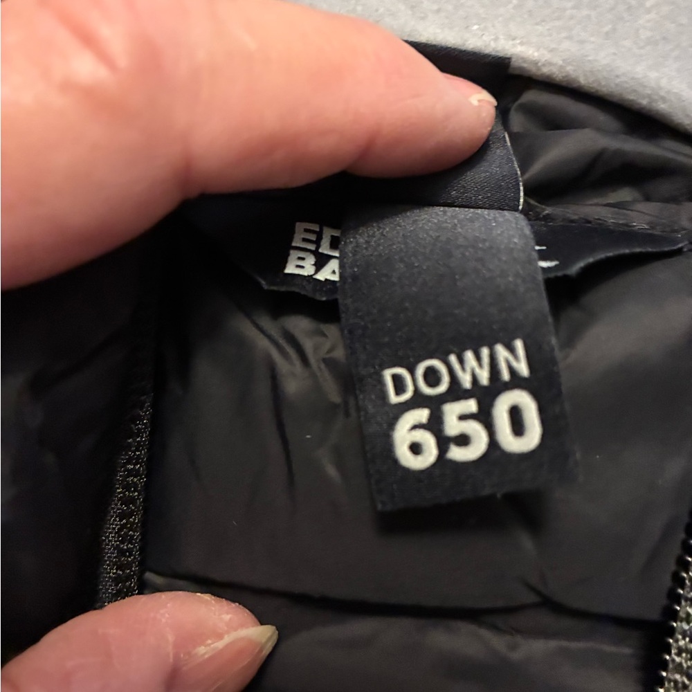 NWT Eddie Bauer Women's Black Down Packable Jacket (XS) - Picture 4 of 12